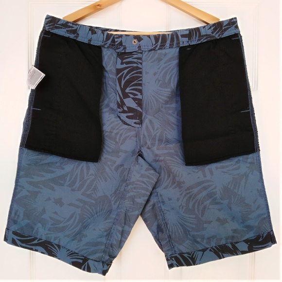 GAP men's cotton printed shorts - Picture 3 of 4